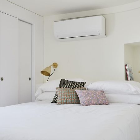 Apartament 60 Balconies Puerta Del Sol Madryt Zewnętrze zdjęcie